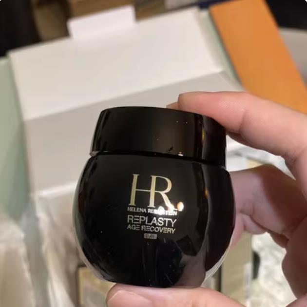 好？眼纹党必看买对不买贵的抗初老眼霜凯发k8登录vip什么眼霜去皱效果(图2)