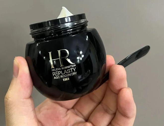 带面霜+黑绷带眼霜抗皱紧实淡化纹路凯发k8“贵妇”都在用！赫莲娜黑绷(图9)