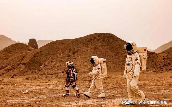 到访3812年的火星：仅有中国人在劳动k8凯发入口2018年美国女性称自己曾(图9)